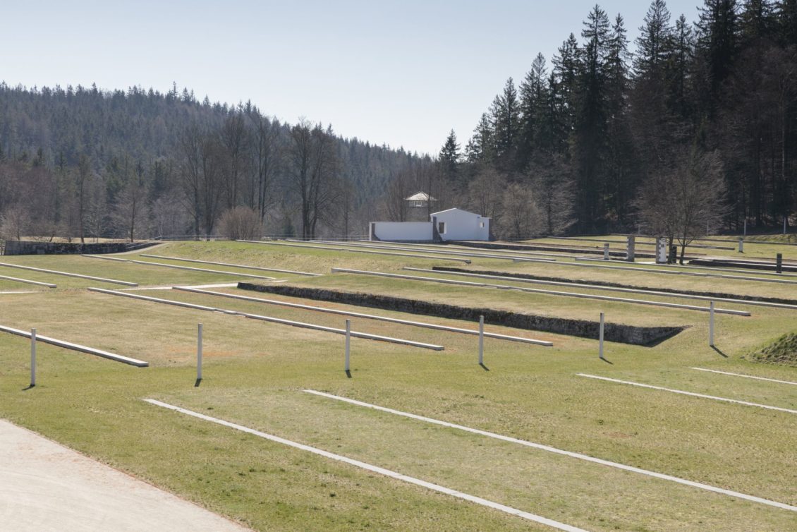 Blick auf das ehemalige Häftlingslager. © KZ-Gedenkstätte Flossenbürg / Thomas Dashuber