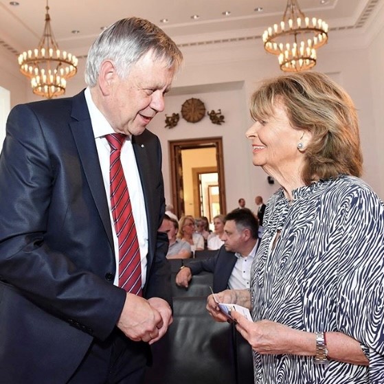 Dr. Charlotte Knobloch und Karl Freller Foto: Bildarchiv Bayerischer Landtag / Rolf Poss
