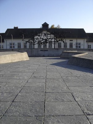 Zur aktuellen UNO Resolution gegen Holocaust-Leugnung . Stiftungsdirektor Freller: „Gedenkstätten sind Zeugen der Wahrheit“