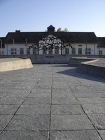 Zur aktuellen UNO Resolution gegen Holocaust-Leugnung . Stiftungsdirektor Freller: „Gedenkstätten sind Zeugen der Wahrheit“