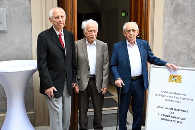 Blick zurück – nach vorn: 20 Jahre Arbeit der Stiftung Bayerische Gedenkstätten mit Staatsempfang gewürdigt