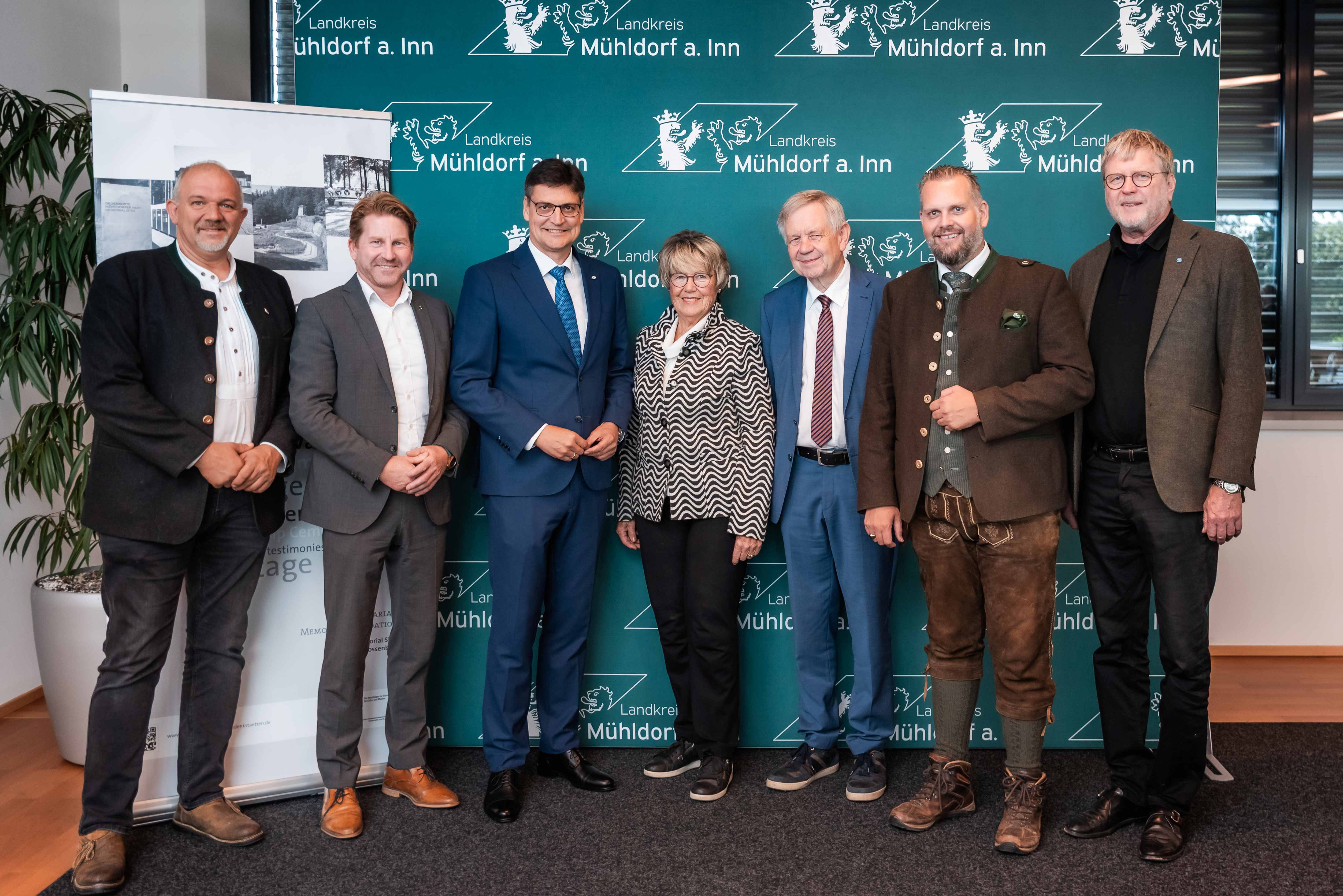 Grundstücksübergabe_Muehldorf-100kl.jpg