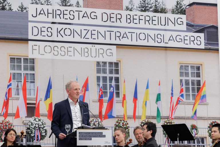 GSFB_Y80_Festakt-169 Auswahl.jpg