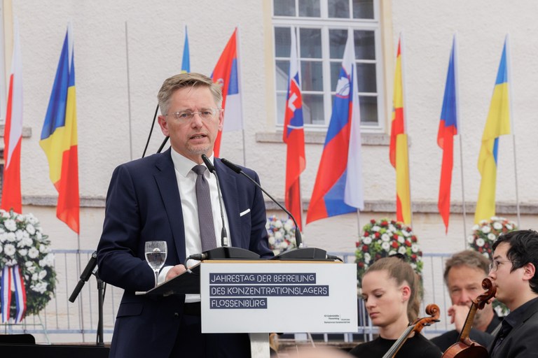 GSFB_Y80_Festakt-376 Auswahl.jpg