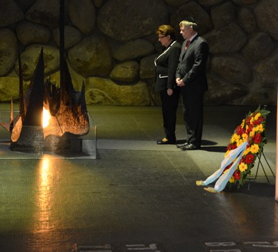 Freller: "Bildungszentrum wird die Arbeit unserer Gedenkstätten ideal ergänzen" - München wird Standort des ersten Yad Vashem Education Centers außerhalb Israels