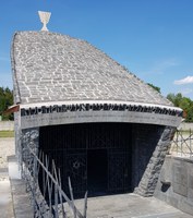 Ökumenischer Gedenkgottesdienst für die Opfer der Novemberpogrome mit Abschluss in der Jüdischen Gedenkstätte Beginn: Evangelische Versöhnungskirche in der KZ-Gedenkstätte Dachau Ökumenischer Gedenkgottesdienst für die Opfer der Novemberpogrome mit Abschluss in der Jüdischen Gedenkstätte Beginn: Evangelische Versöhnungskirche in der KZ-Gedenkstätte Dachau