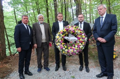 "Schreckenstage von Nammering" - Stiftungsdirektor Freller spricht Gedenkworte